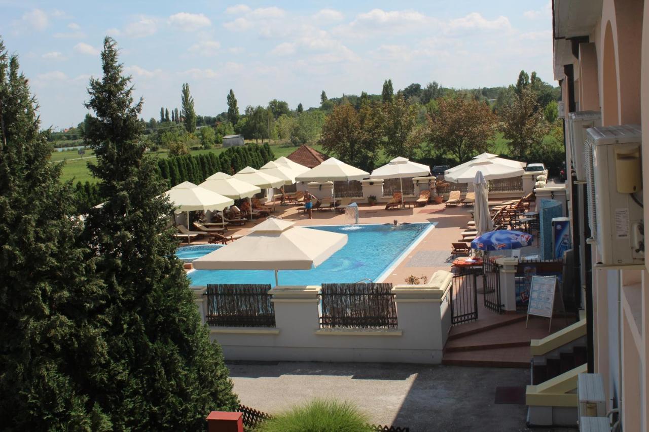 Hotel Prezident Palić Exterior foto